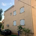 House Maja Big App 아파트 *